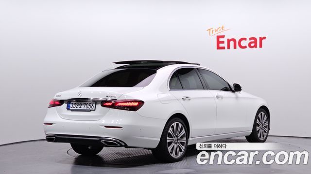 Mercedes-Benz E-Class из Кореи Encar