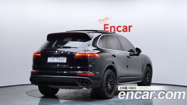 Porsche Cayenne 3.0 Diesel 958 — пробег 239 347 км — фото 2 из 5