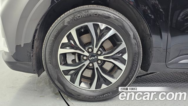 Kia Carnival 9-Seater Prestige — пробег 156 766 км — фото 5 из 5