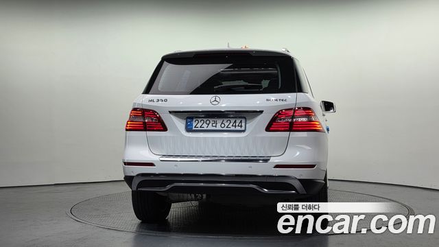 Mercedes-Benz M-class ML350 BlueTEC 4MATIC — пробег 126 975 км — фото 4 из 5