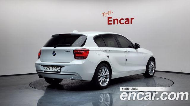 BMW 1-Series 118d Sport 5Door — пробег 76 960 км — фото 2 из 5