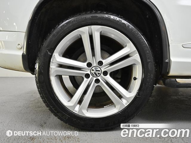 Volkswagen Tiguan из Кореи Encar