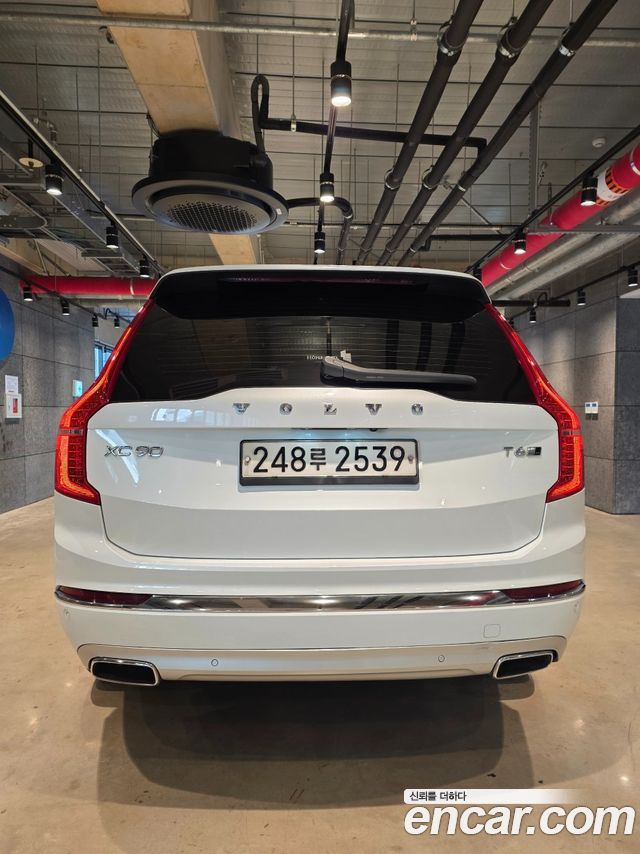 Volvo XC90 T6 Inscription — пробег 110 000 км — фото 4 из 5