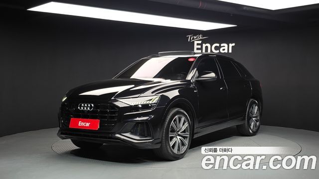 Audi Q8 55 TFSI Quattro Premium — пробег 144 670 км — фото 1 из 5