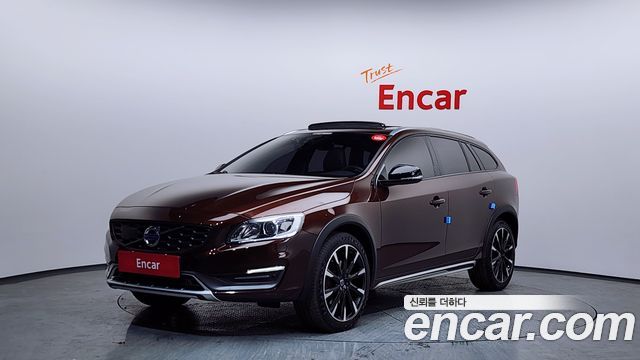 Volvo V60 T5 AWD — пробег 138 655 км — фото 1 из 5