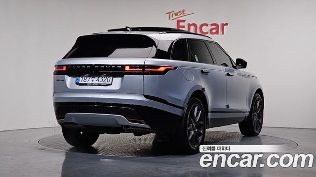 Land Rover Range Rover Velar 3.0 P400 Dynamic HSE — пробег 9 527 км — фото 2 из 5