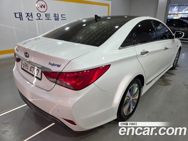 Hyundai Sonata 2.0 Modern — пробег 129 324 км — фото 2 из 5