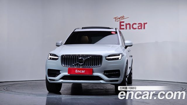 Volvo XC90 T8 Ultimate Bright Hybrid — пробег 30 027 км — фото 3 из 5
