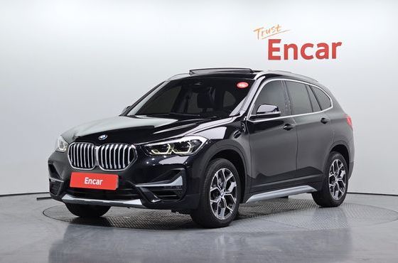 BMW X1 xDrive 20i xLine — пробег 64 591 км — фото 1 из 5