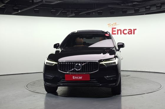 Volvo XC60 T6 Inscription — пробег 88 365 км — фото 3 из 5