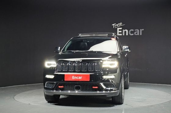Jeep Cherokee 3.6 Summit WK2 — пробег 74 686 км — фото 3 из 5