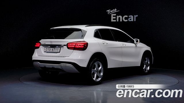 Mercedes-Benz GLA-Class из Кореи Encar