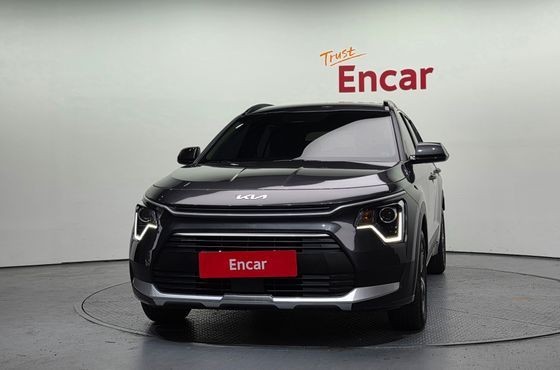 Kia Niro Trendy — пробег 8 796 км — фото 3 из 5