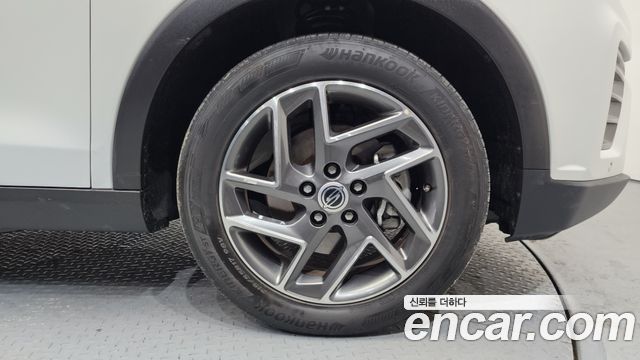 Ssangyong TIBOLI из Кореи Encar