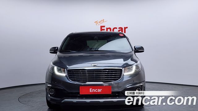Kia Carnival 9-seater Luxury — пробег 108 804 км — фото 3 из 5