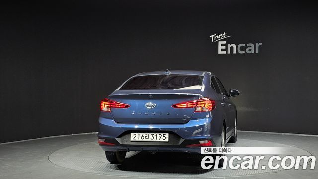 Hyundai AVANTE из Кореи Encar