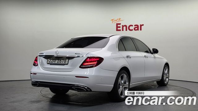 Mercedes-Benz E-Class из Кореи Encar
