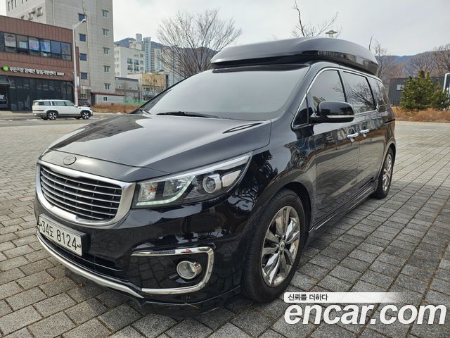 Kia Carnival 9-seater Limousine(Special vehicle) — пробег 318 400 км — фото 2 из 5