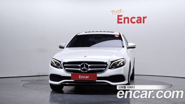 Mercedes-Benz E-Class из Кореи Encar