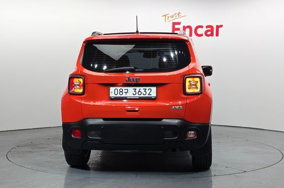 Jeep Renegade 2.4 Longitude High — пробег 60 840 км — фото 4 из 5