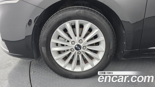 Kia K7 из Кореи Encar
