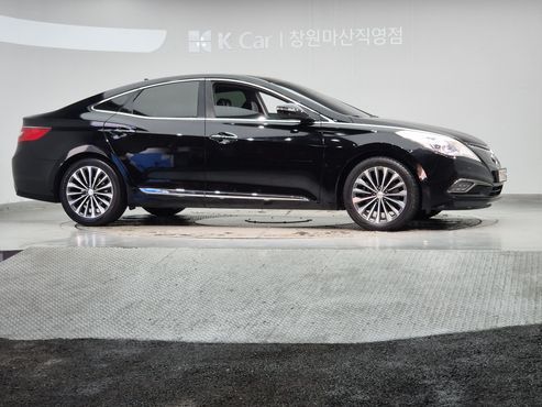 Hyundai Grandeur HG300 Premium — пробег 187 623 км — фото 4 из 5