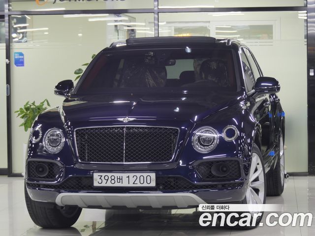 Bentley Bentayga 4.0 V8 — пробег 38 700 км — фото 1 из 5