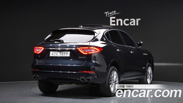 Maserati Levante 3.0 Diesel AWD GranLusso — пробег 102 296 км — фото 2 из 5