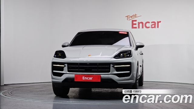 Porsche Cayenne 3.0 E-Hybrid — пробег 19 194 км — фото 3 из 5