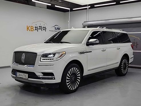 Lincoln Navigator 3.5L Black Label — пробег 175 050 км — фото 1 из 5