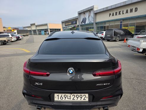 BMW X4 xDrive20d M Sport — пробег 115 800 км — фото 4 из 5