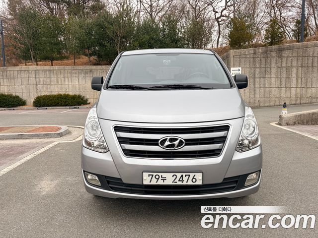 Hyundai Starex 4WD 12-Seater Wagon Smart — пробег 179 777 км — фото 3 из 5