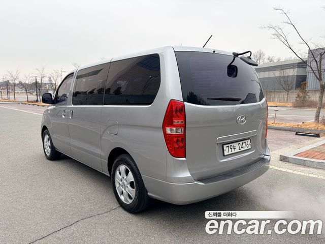 Hyundai Starex 4WD 12-Seater Wagon Smart — пробег 179 777 км — фото 5 из 5