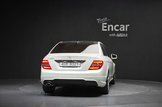 Mercedes-Benz C-Class C200 CGI AVANTGARDE — пробег 62 582 км — фото 4 из 5