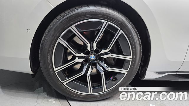 BMW 7-Series из Кореи Encar