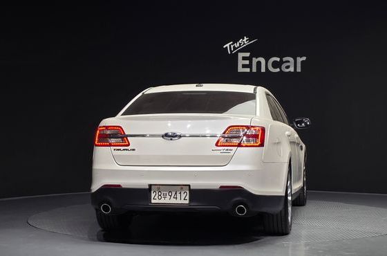 Ford Taurus 2.0 Limited EcoBoost 6th — пробег 131 316 км — фото 4 из 5
