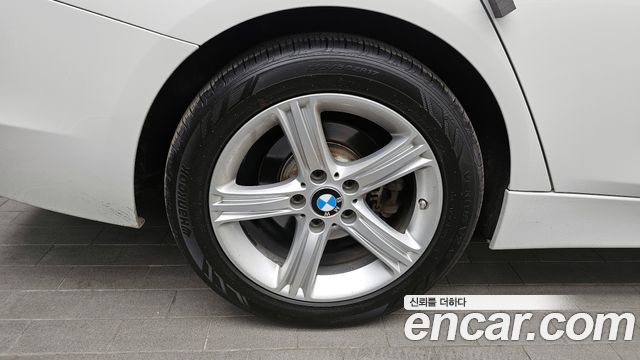 BMW 3-Series из Кореи Encar
