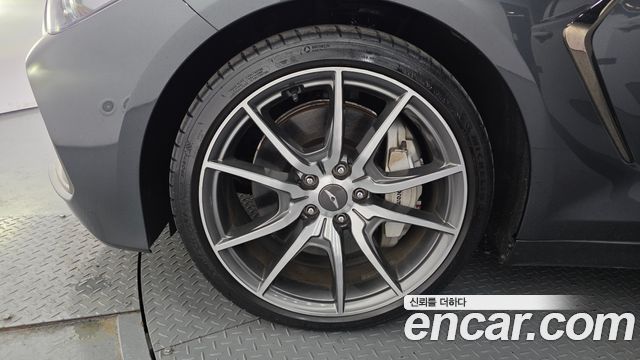Genesis G70 из Кореи Encar