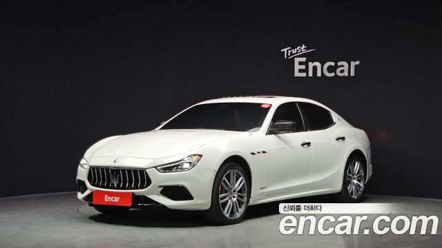 Maserati Ghibli 3.0S Q4 GranSport 3rd — пробег 87 824 км — фото 1 из 5