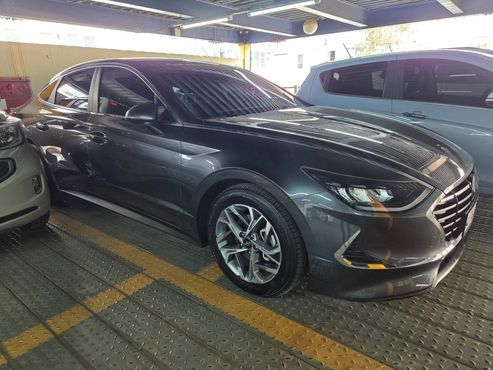 Hyundai Sonata 2.0 Premium — пробег 72 000 км — фото 4 из 5