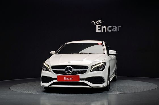 Mercedes-Benz CLA-Class CLA220 AMG Line — пробег 89 887 км — фото 3 из 5