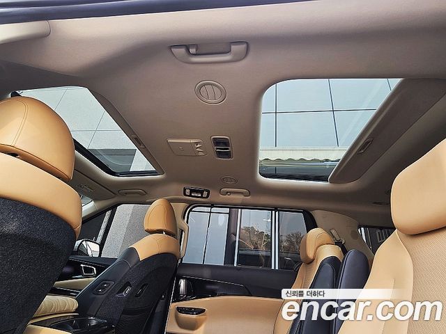 Kia Carnival 9-Seater Signature — пробег 12 184 км — фото 5 из 5
