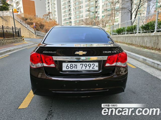 Chevrolet (Daewoo) Cruze 1.8 LTZ+ — пробег 143 000 км — фото 4 из 5