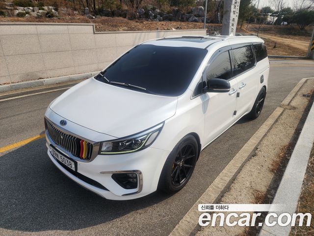 Kia Carnival из Кореи Encar
