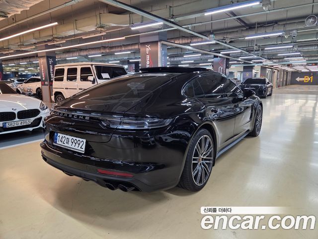 Porsche Panamera 2.9 AWD Platinum Edition — пробег 12 000 км — фото 3 из 5