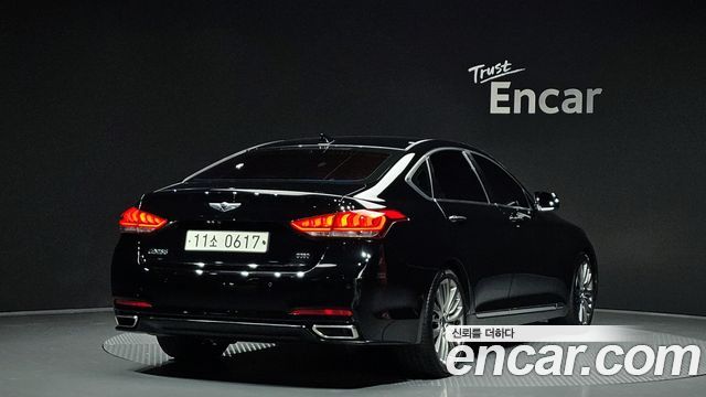 Hyundai Genesis из Кореи Encar