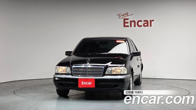 Mercedes-Benz C-Class из Кореи Encar