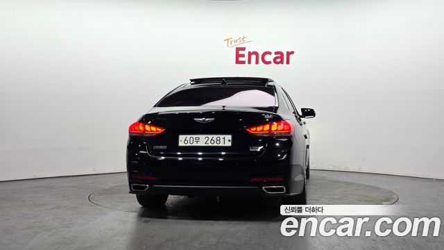 Hyundai Genesis из Кореи Encar