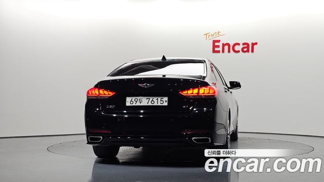 Hyundai Genesis из Кореи Encar