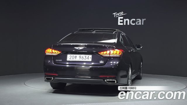 Hyundai Genesis из Кореи Encar